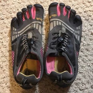 Vibram Fivefinger’s size 11 EU 42